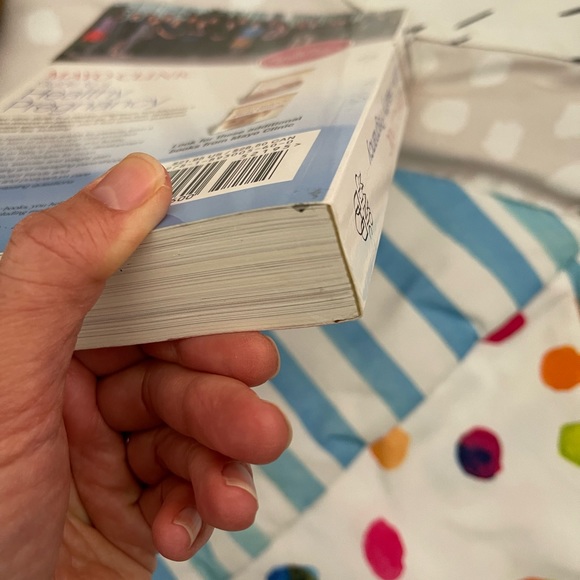 BOGO Book Bundle - Mayo Clinic Guide to a Healthy Pregnancy, 2nd Ed. + 1 - Picture 6 of 8